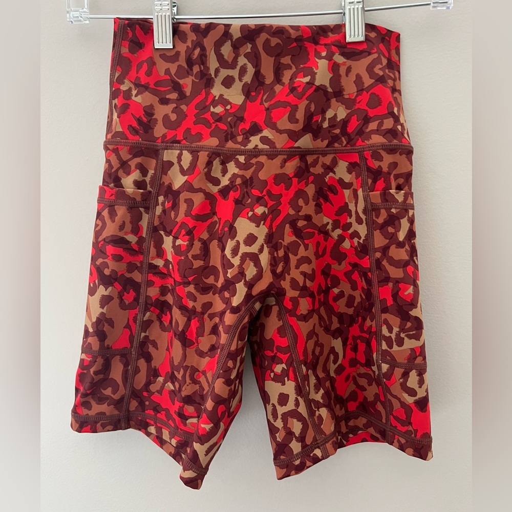 Offline by Aerie Animal Print Hi-Rise Bike Short Size Small